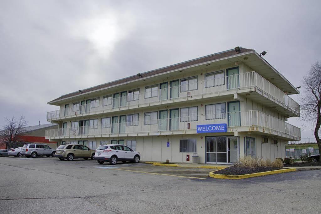 Super 8 By Wyndham Florence Esterno foto