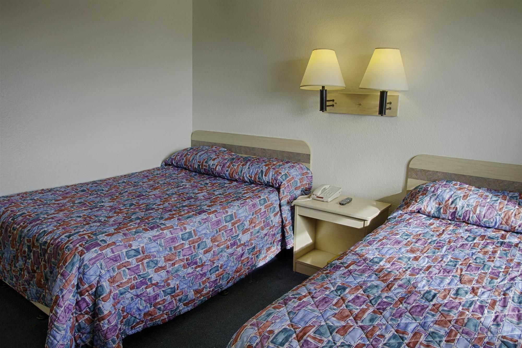 Super 8 By Wyndham Florence Esterno foto